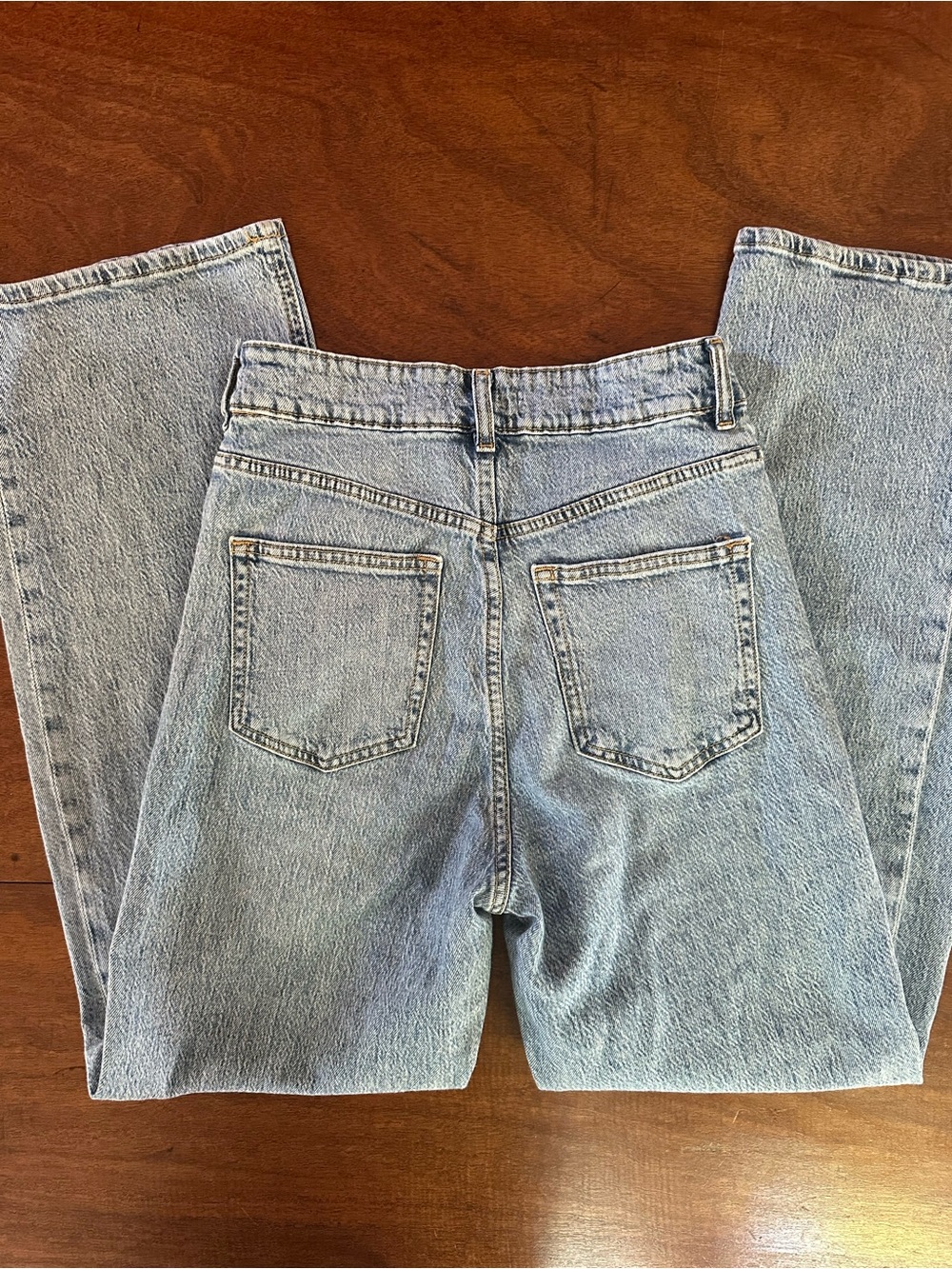 H&M High Waist Wide Leg Jeans Light Wash Denim Size 6 26x30 - Picture 4 of 10